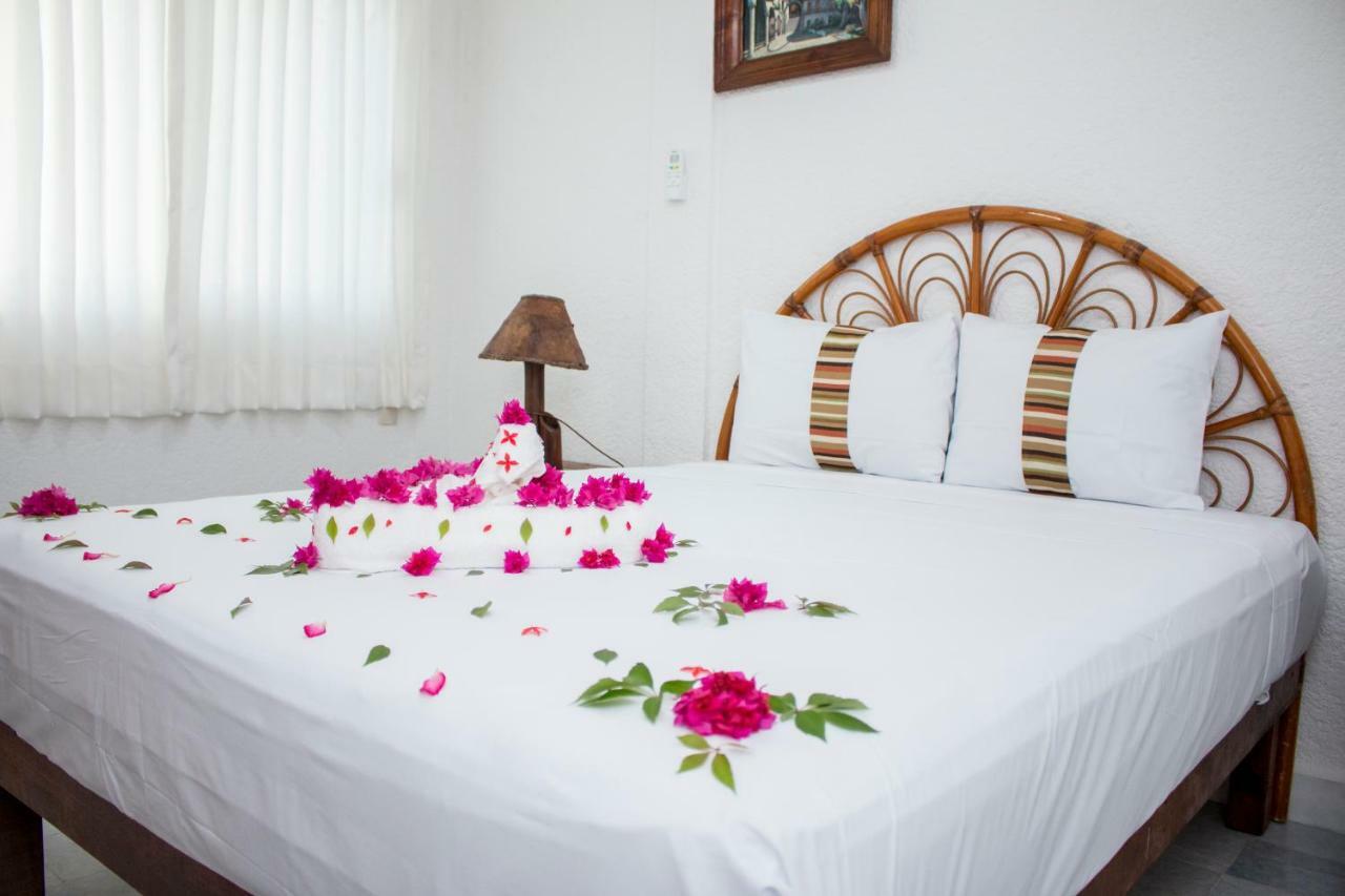Villa Lupita Zihuatanejo Exterior foto